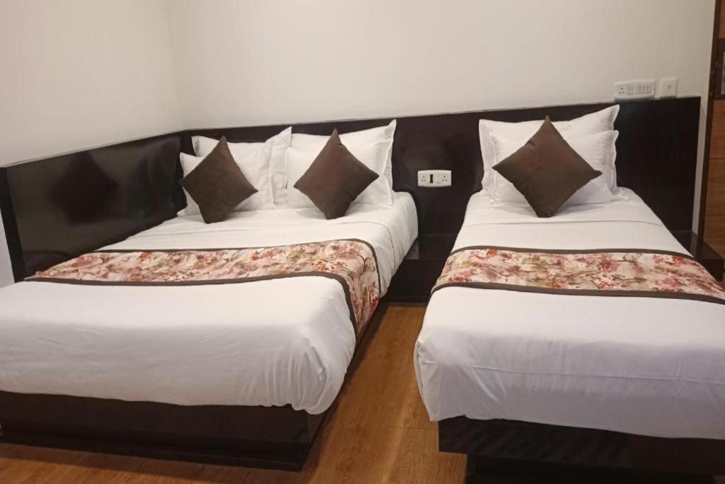 Hotel Ninamma Gangtok Extérieur photo